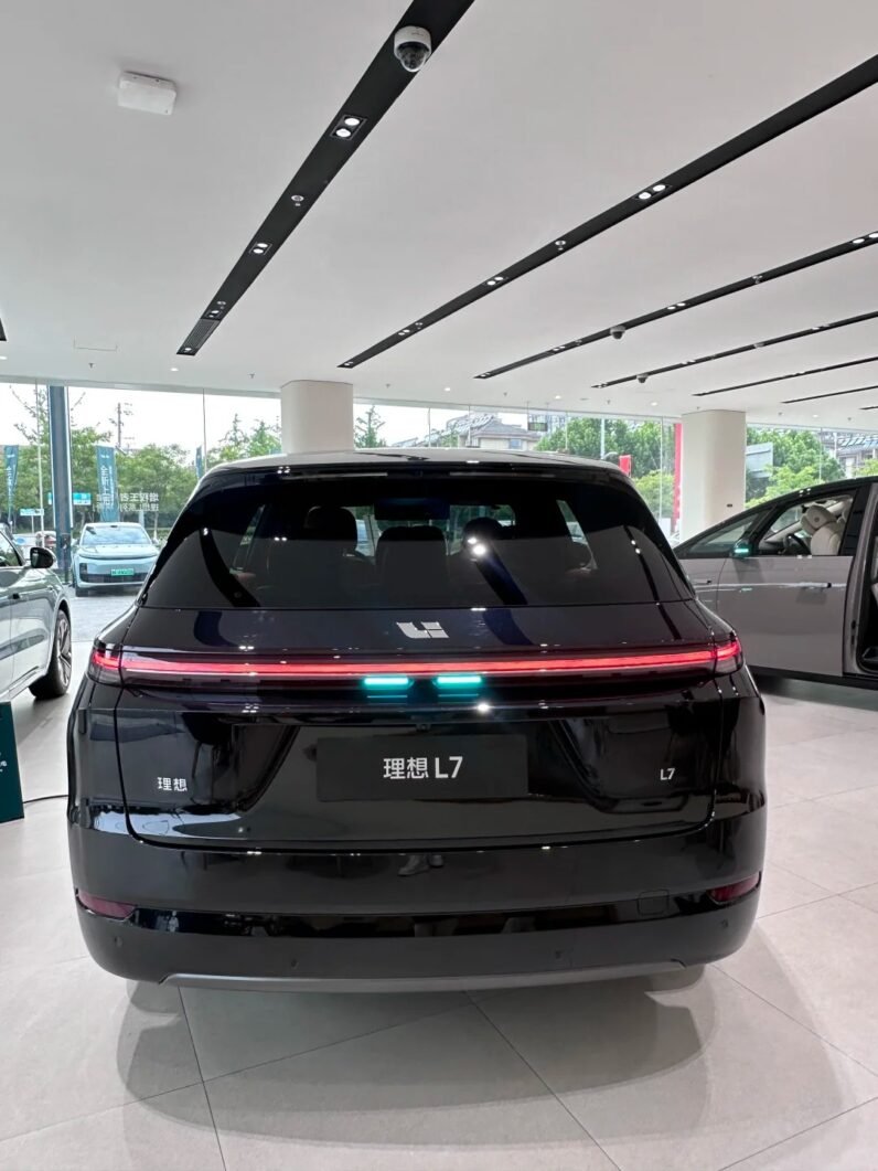 
								Li Auto L7 full									